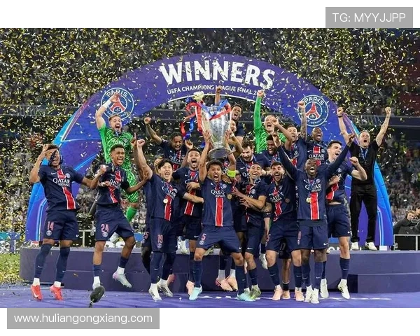 巴黎圣日耳曼国内横扫却欧战疲软，问题显现对争冠形势产生影响