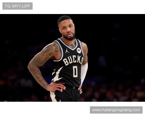 利拉德挡拆单打拉开空间对比上季三分更高效